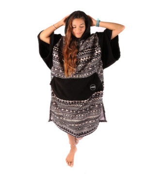 Poncho de toalla microfibra Black Arena
