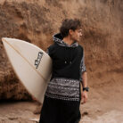 Poncho-Black-Arena6