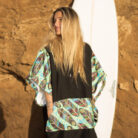 Poncho-Black-Hulu3