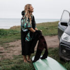 Poncho-Black-Hulu4