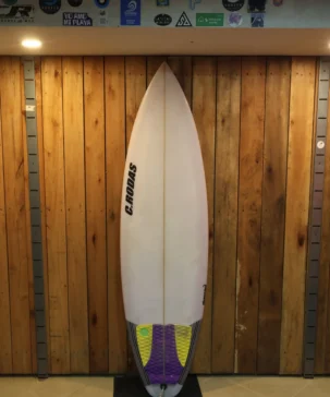 Scorpion 6'2 x 19'x2 5/8 - vol 34 litros - Usado